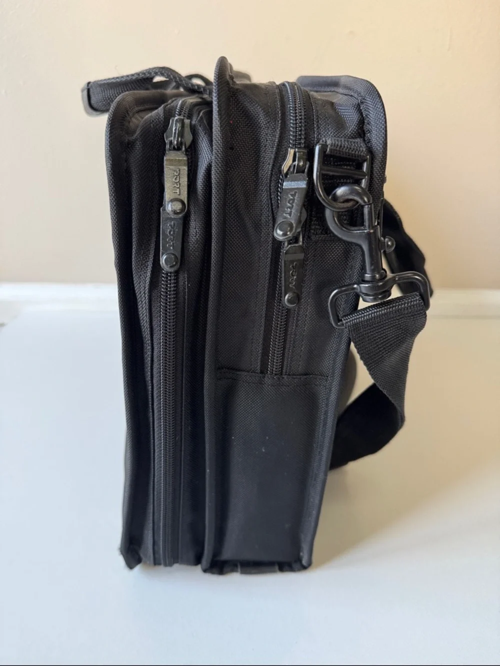 PORT Black Executive Laptop Briefcase - Professional Carry Bag